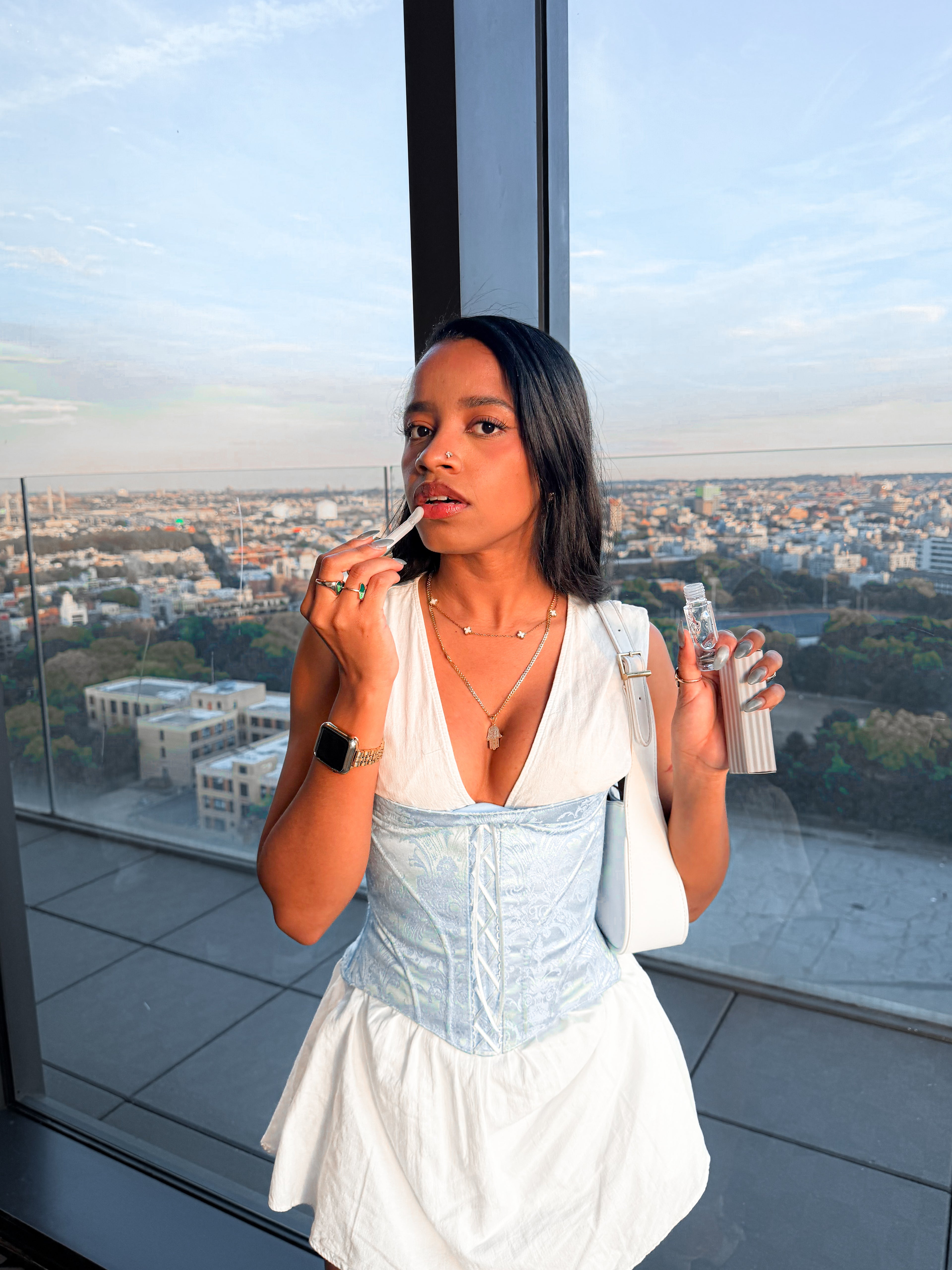 Zeus — Nourishing High-Shine Lip Gloss (Pineapple)